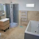 Bel 3 Pieces En Climatise 800m Wifi * كافالير سور مير